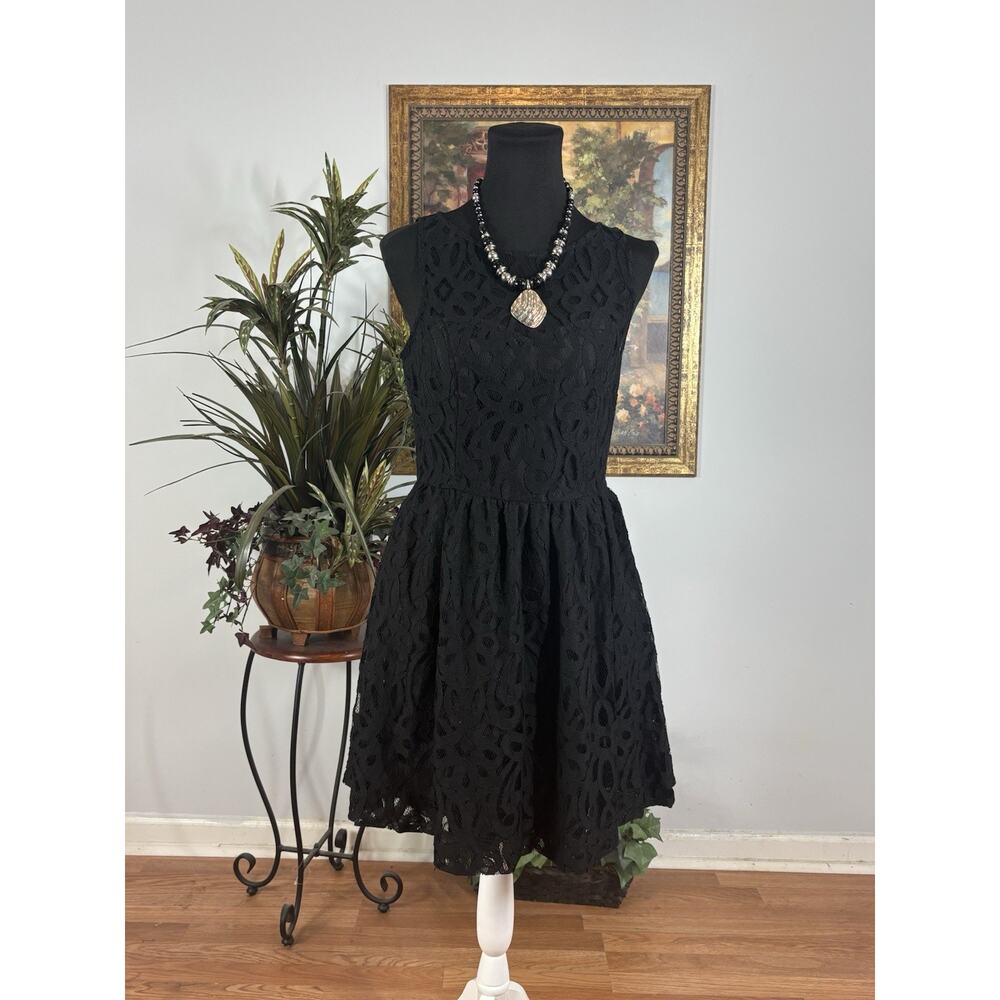 LC Lauren Conrad Women Sheath Black 8 Sleeveless Lace Cutout Whimsigoth Romantic